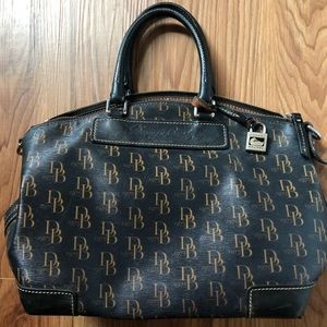 Dooney and Bourke purse. Brown